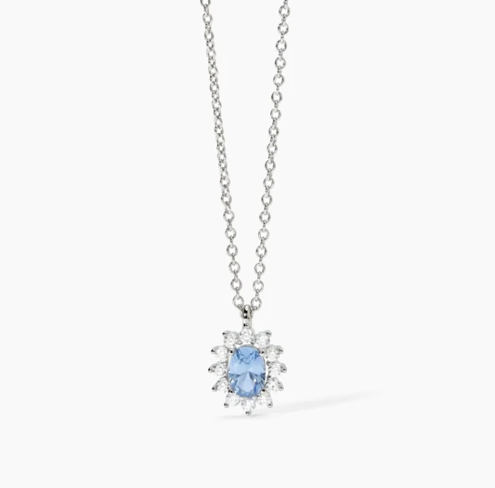 Gargantilla de plata con aguamarina sintética¿COOL O RÉTRO?