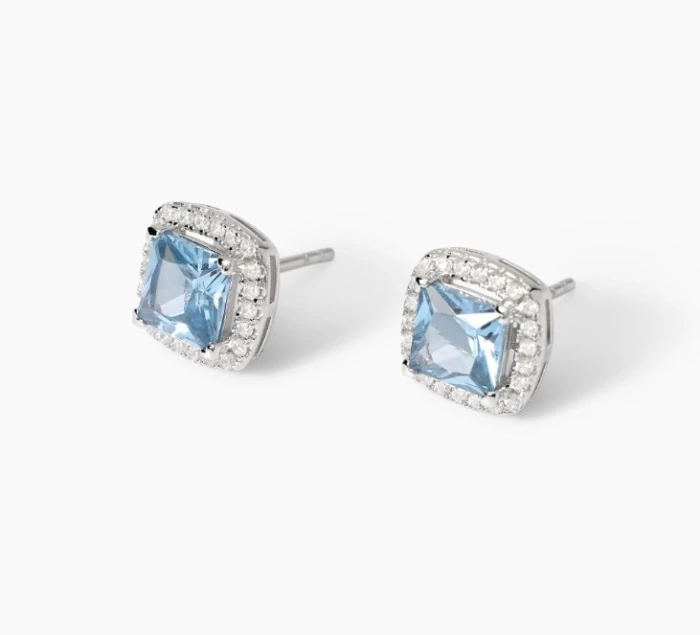 Pendientes con aguamarina sintética talla corazón¿Genial o retro?