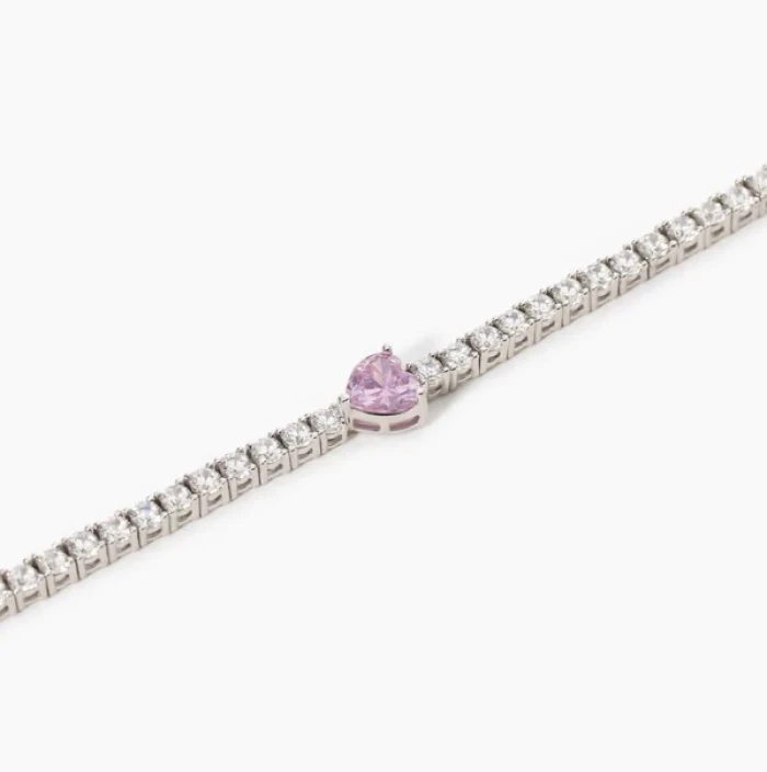 Pulsera de tenis plateada con circonita y corazón rosa