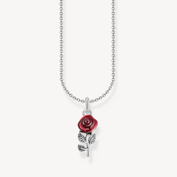 Cadena de plata con colgante de rosa roja