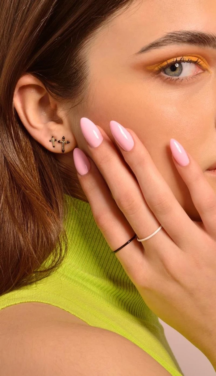 Pendientes Salvatore Mujer Cruz Plata Baño Oro y Esmalte Negro