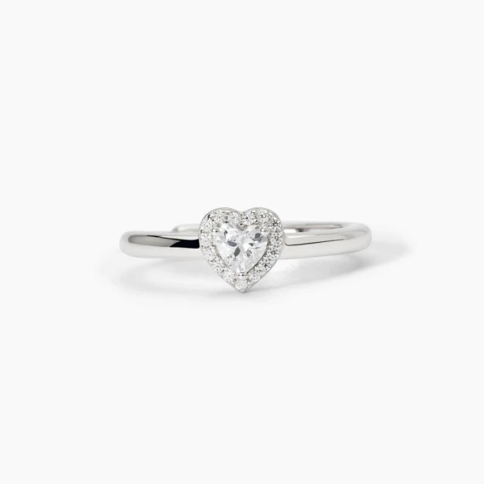 Anillo de plata con circonitas blancas.AMORÍO