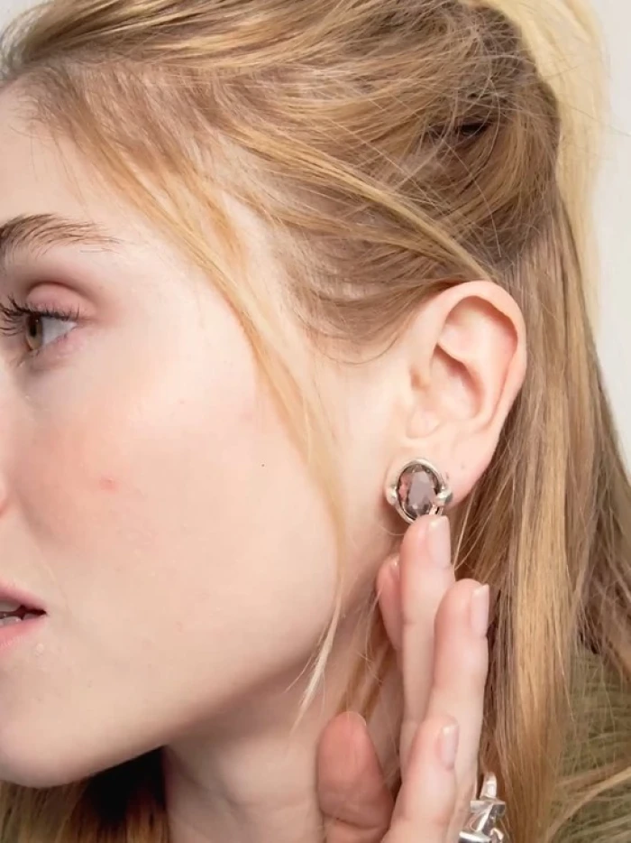 Pendientes bañados en plata con cristal facetado ovalado rosa
