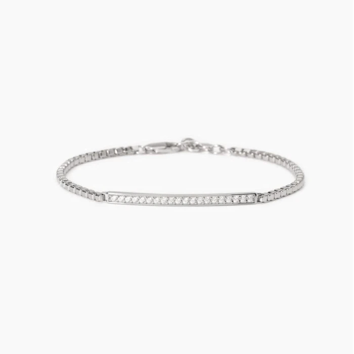 Pulsera de hombre de plata con circonitas blancas.