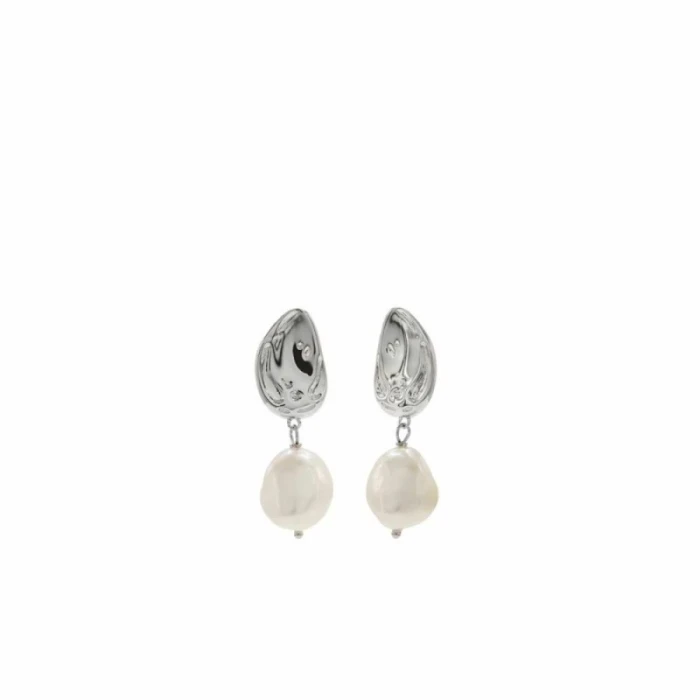 PENDIENTES DE PERLA  DISEÑO LIQUIDO IRREGULAR