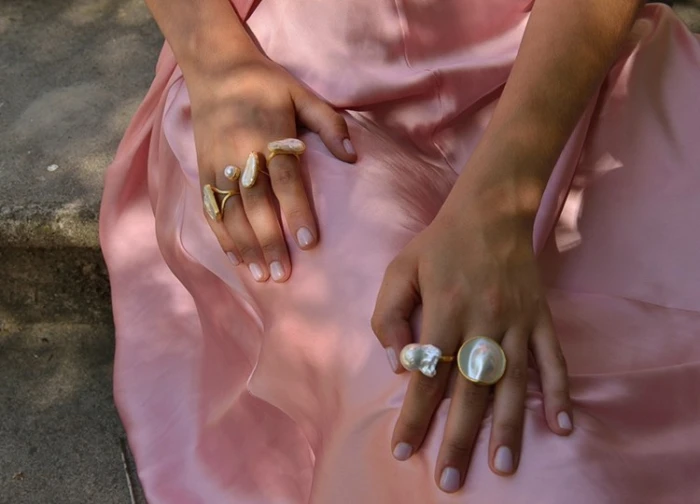 ANILLO DOS PERLAS