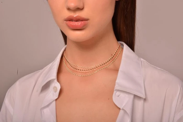 COLLAR PLATA CHAPADO DORADO BOLITAS ESMLALTADAS CORAL