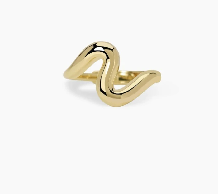 ANILLO OLA BAÑADA EN ORO