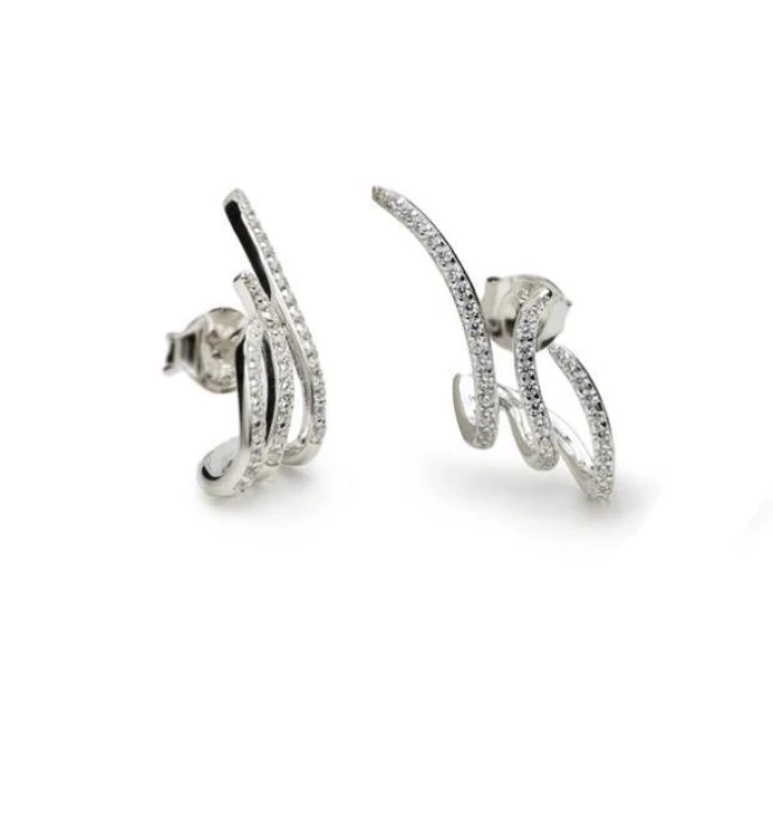 Pendientes originales de plata con diseño asimétrico
