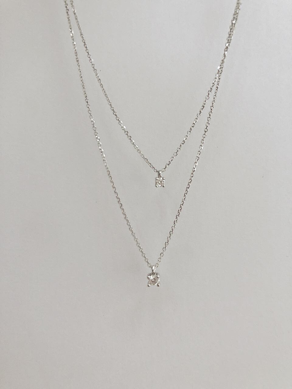 Collar doble oro blanco diamantes