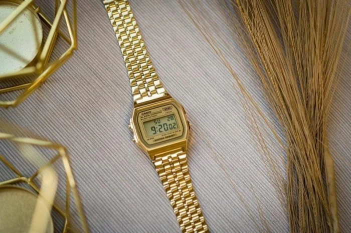 RELOJES CASIO ICONIC