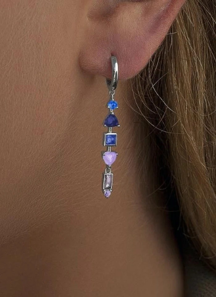 Pendientes con colgantes diseño aro con gemas tono azul