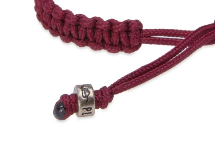 Pulsera de nylon granate con calaveras Fiorven 