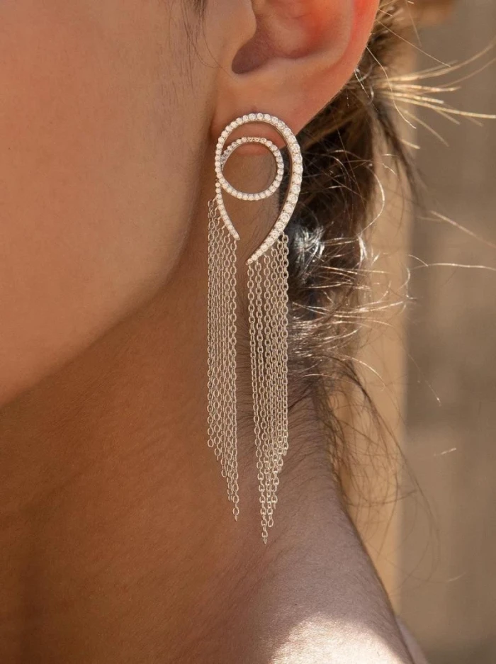 Pendientes largos diseño cortina de cadenas y circonitas