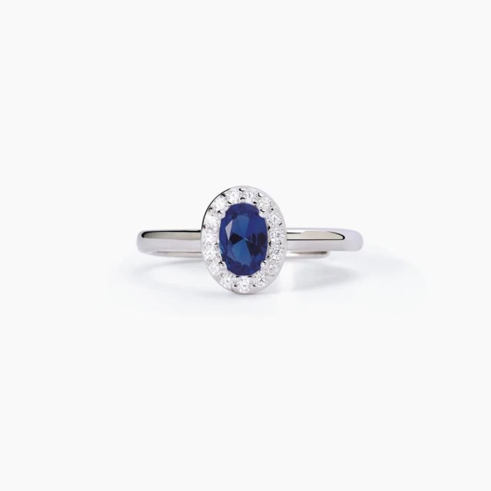 Anillo con zafiro sintético ovalado¿FRESCO O RETRO?