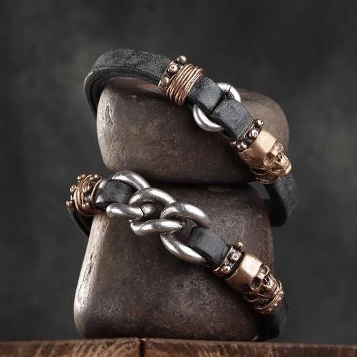 PULSERA OPRUM