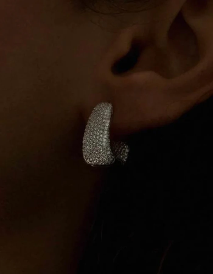 Pendientes aros diseño grueso con engaste total de circonitas