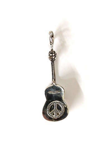 GUITARRA HIPPIE