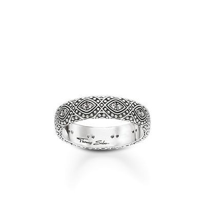 Anillo ornamentos étnicos