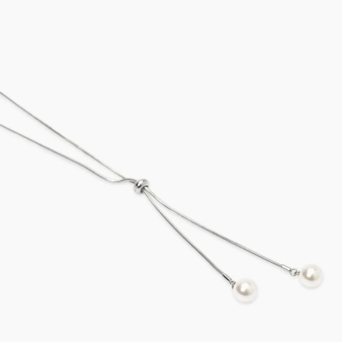 Collar con colgante con perlas de concha