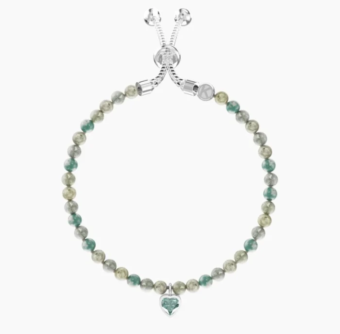 Pulsera ajustable con jaspe azul y colgante de corazón
