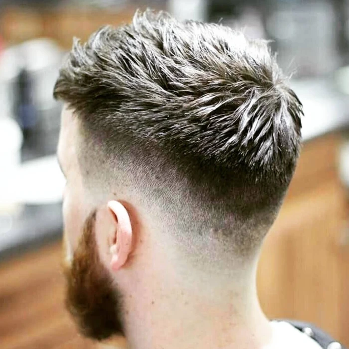Corte de pelo masculino Corte de pelo masculino