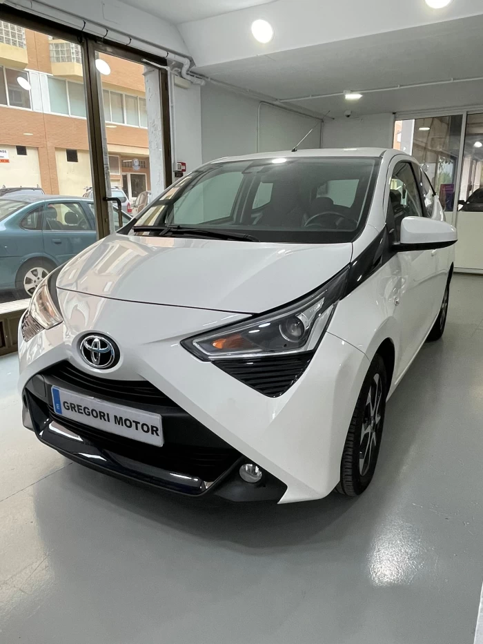 TOYOTA AYGO